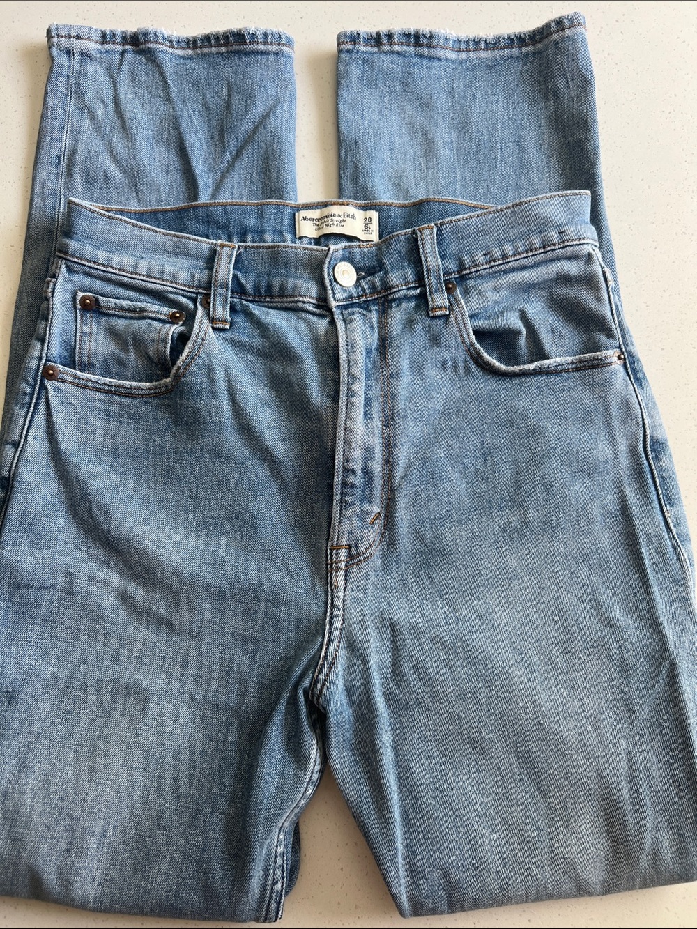 Abercrombie Curve Love Ankle Straight Ultra High Rise Jeans